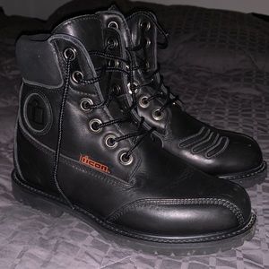 Women’s Icon Motorcycle Boots-Size 8
